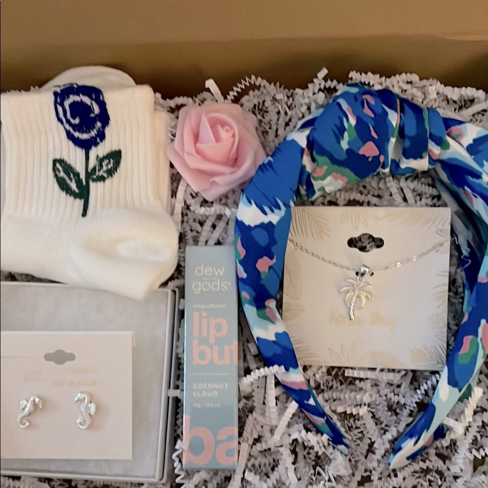 63. Sea horse/ Palm Tree Jewelry Headband, socks gift box